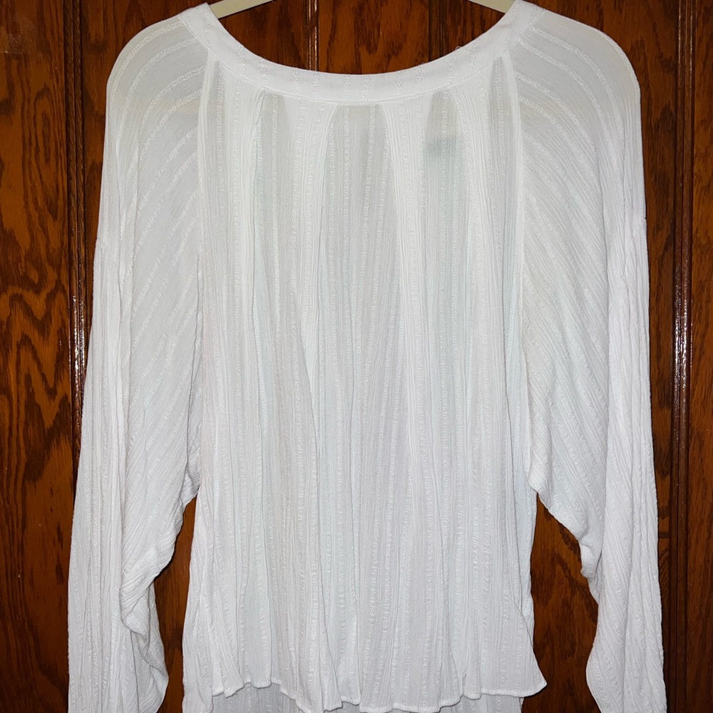 Universal Thread White Flowy Blouse - image 1